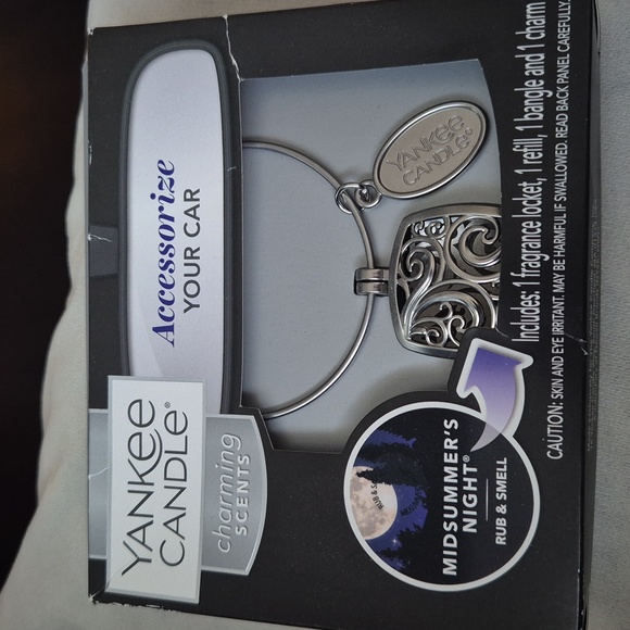Yankee candle charming scents - Picture 1 of 3